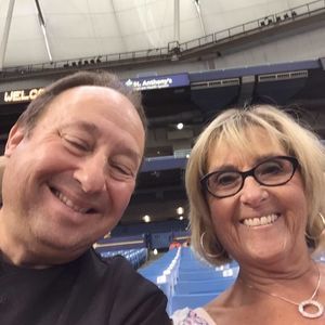 Meet your Posher, Esther